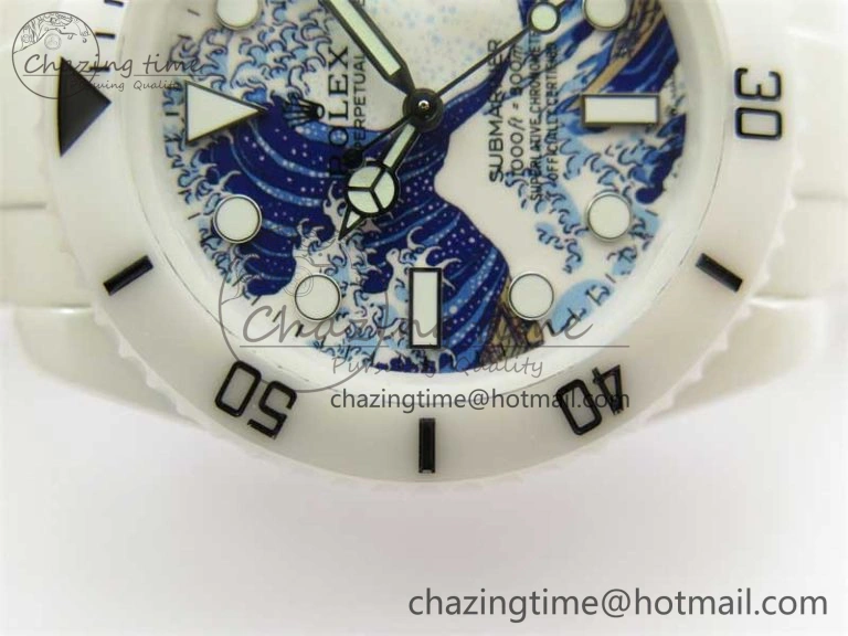 Durable Submariner 40mm White Ceramic 5GF Best Edition Sea Painting Dial on White Rubber Strap SA 2475