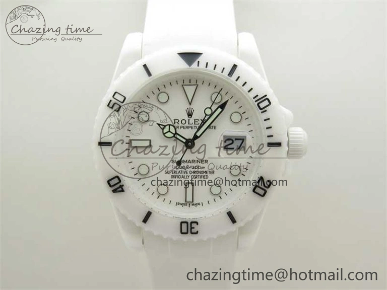 Sleek Submariner 40mm White Ceramic 5GF Best Edition White Dial on White Rubber Strap SA 2481