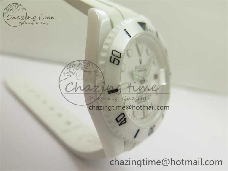 Sleek Submariner 40mm White Ceramic 5GF Best Edition White Dial on White Rubber Strap SA 2481