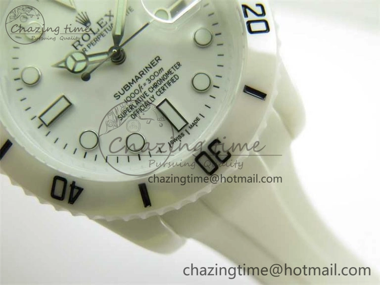 Sleek Submariner 40mm White Ceramic 5GF Best Edition White Dial on White Rubber Strap SA 2481