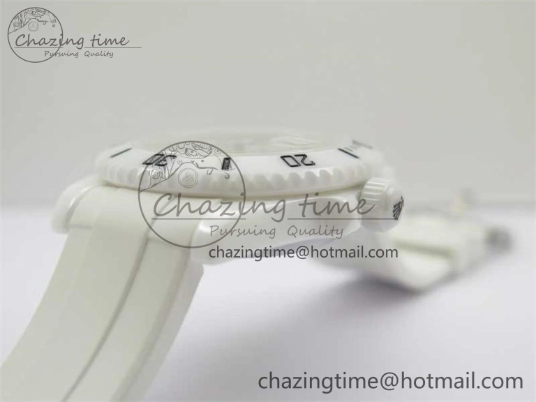 FreshLook Submariner 40mm White Ceramic 5GF Best Edition White Blue Dial on White Rubber Strap SA 2477
