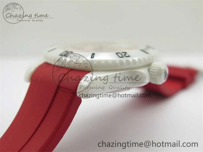Submariner 40mm White Ceramic 5GF Best Edition White Red Dial on Red Rubber Strap SA Effortless 2485