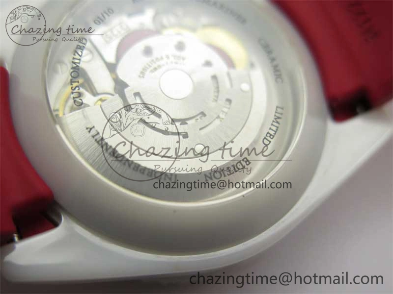 Submariner 40mm White Ceramic 5GF Best Edition White Red Dial on Red Rubber Strap SA Effortless 2485