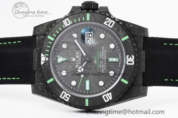 HighQuality Submariner DIW Carbon VSF 1:1 Best Edition Black Green Dial on Black Nylon Strap VS 2094
