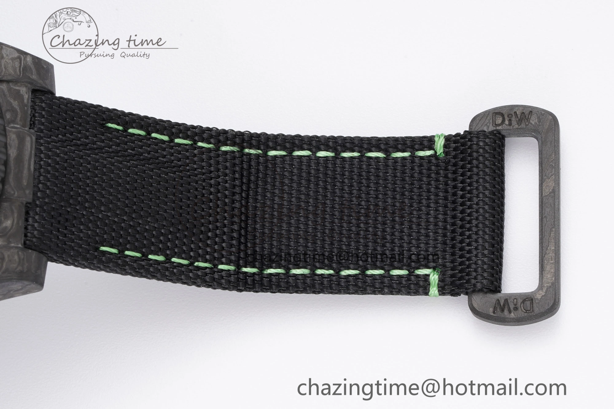 HighQuality Submariner DIW Carbon VSF 1:1 Best Edition Black Green Dial on Black Nylon Strap VS 2094