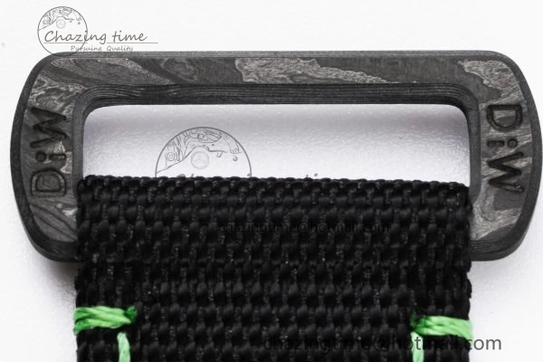 HighQuality Submariner DIW Carbon VSF 1:1 Best Edition Black Green Dial on Black Nylon Strap VS 2094