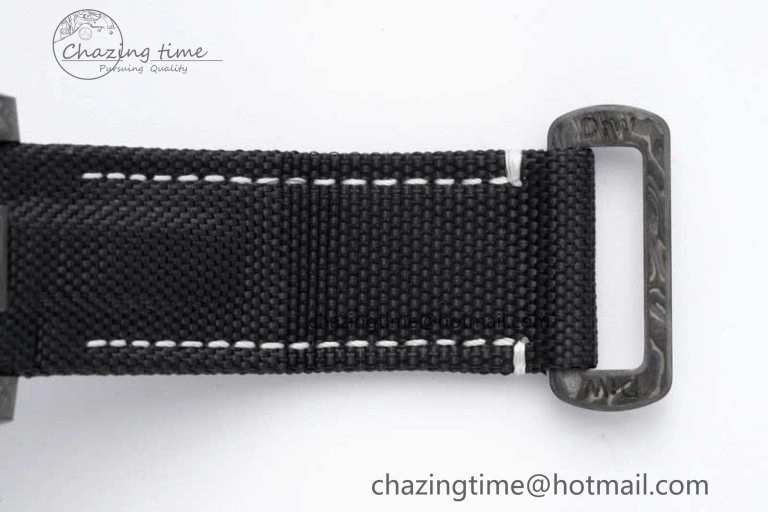 Submariner DIW Carbon VSF 1:1 Best Edition Black White Dial on Black Nylon Strap VS Lightweight 2165