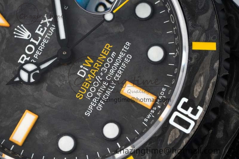 Minimalist Submariner DIW Carbon VSF 1:1 Best Edition Black Yellow Dial on Black Nylon Strap VS 2168