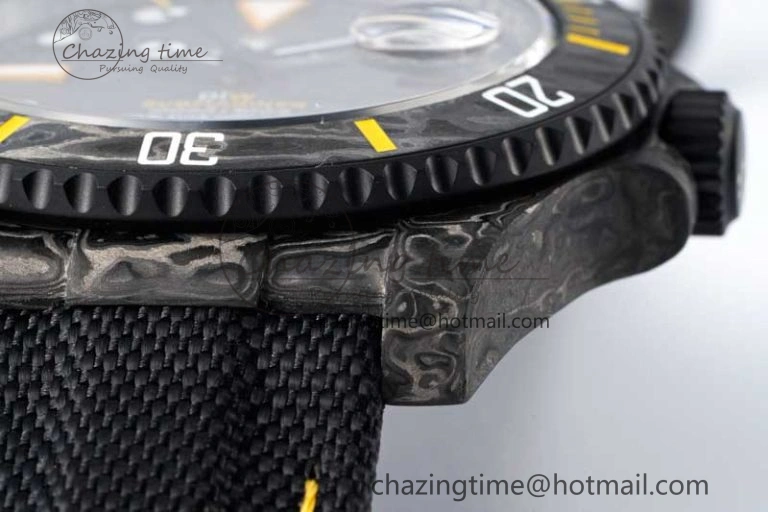 Minimalist Submariner DIW Carbon VSF 1:1 Best Edition Black Yellow Dial on Black Nylon Strap VS 2168