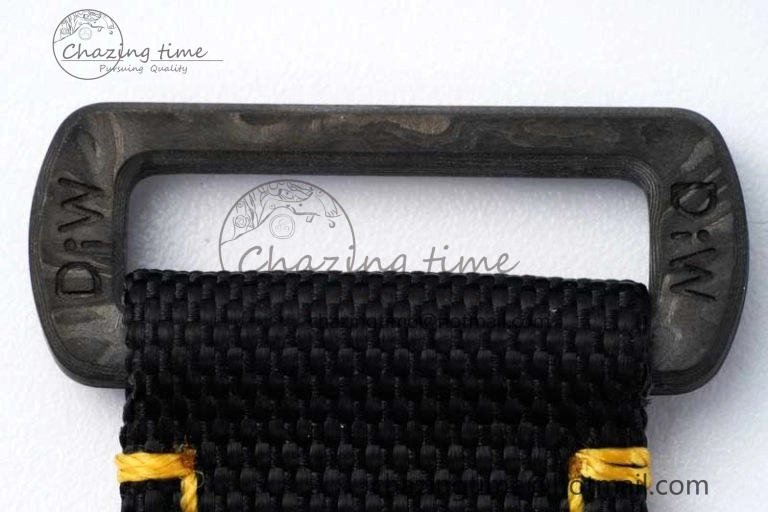 Minimalist Submariner DIW Carbon VSF 1:1 Best Edition Black Yellow Dial on Black Nylon Strap VS 2168