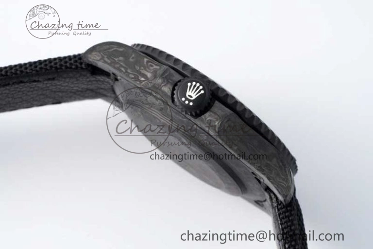 Minimalist Submariner DIW Carbon VSF 1:1 Best Edition Black Yellow Dial on Black Nylon Strap VS 2168
