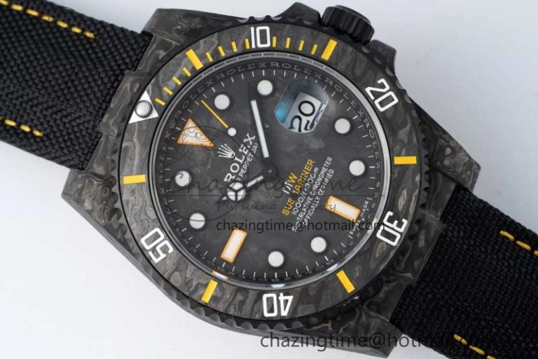 Minimalist Submariner DIW Carbon VSF 1:1 Best Edition Black Yellow Dial on Black Nylon Strap VS 2168