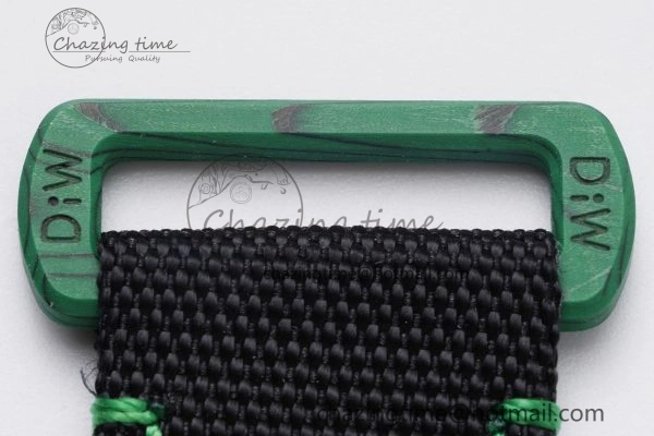 Submariner DIW Green Carbon VSF 1:1 Best Edition Black Dial on Black Nylon Strap VS Cozy 2070