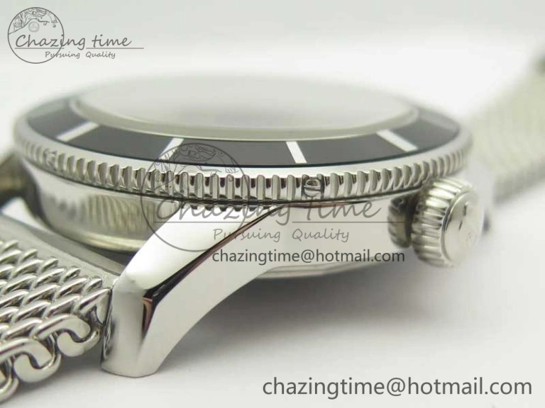 Breathable Super Ocean Heritage 46mm SS Black Bezel White Dial on SS Mesh Bracelet A 5620
