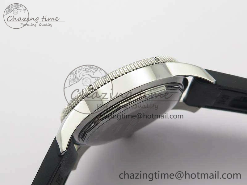 Super Ocean Heritage Black Ceramic Bezel SS Black Dial On Black Gummy Strap A ZeroBulk 5688