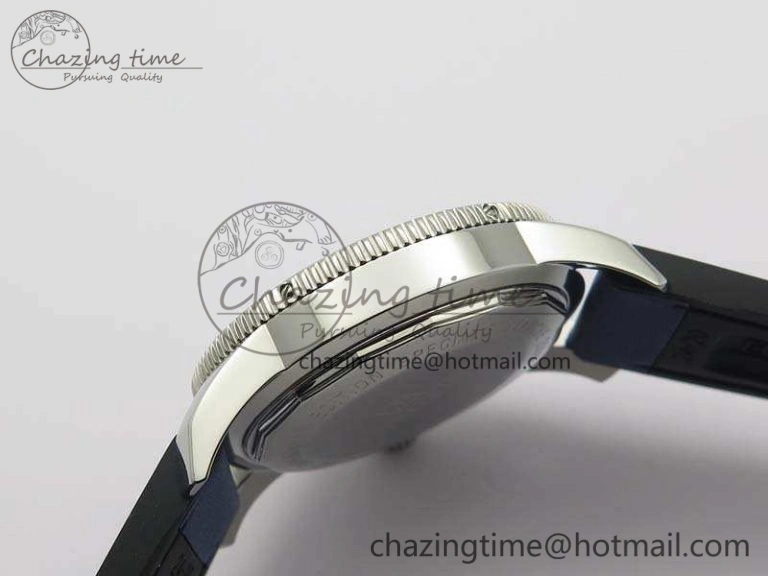 UrbanStyle Super Ocean Heritage Blue Ceramic Bezel SS Blue Dial On Blue Gummy Strap A 5690