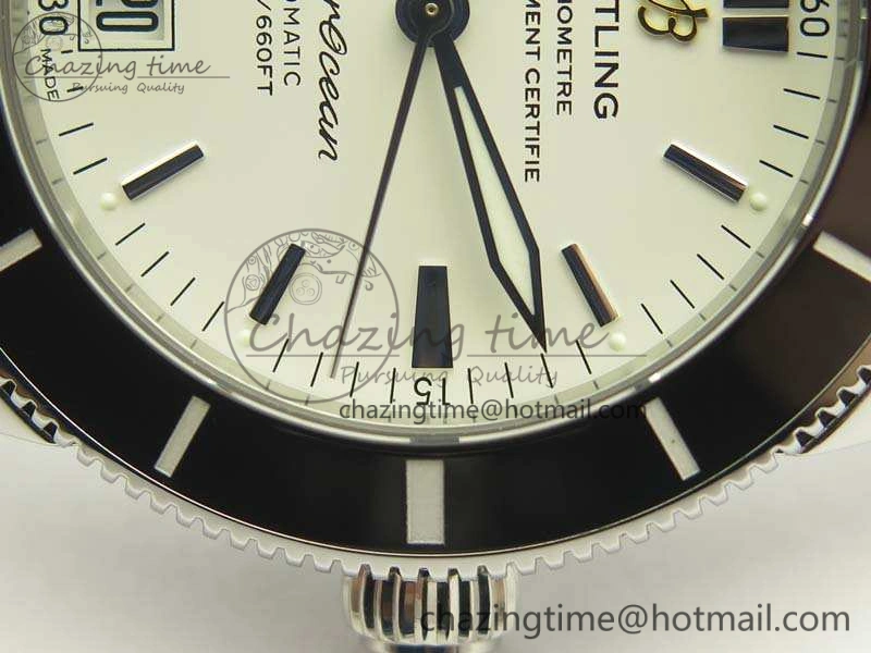 Unique SuperOcean 42mm AB2010 SS GF 1:1 Best Edition White Dial Black Ceramic Bezel On Rubber Strap B 5656