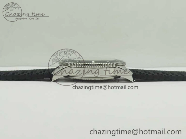 Fashionable SuperOcean 42mm AB2010 SS OMF 1:1 Best Edition Black Dial Black Ceramic Bezel on Black Rubber Strap A 5612