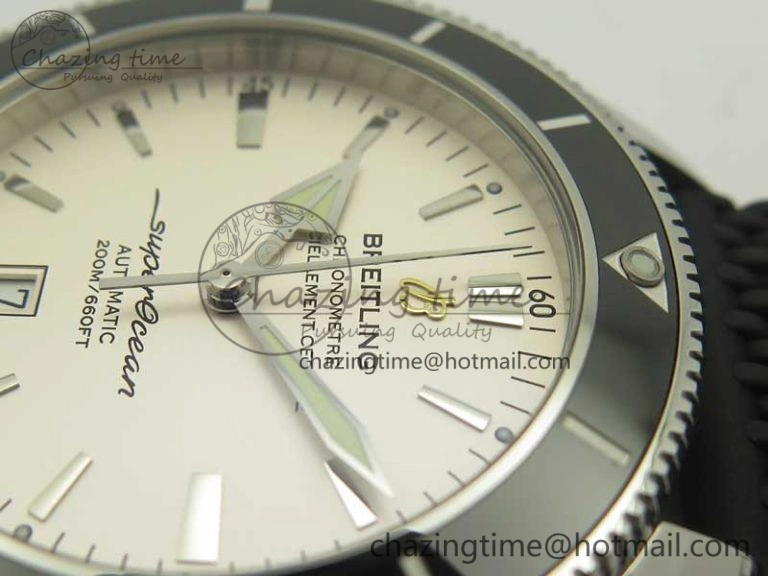 Timeless SuperOcean 42mm AB2010 SS OMF 1:1 Best Edition White Dial Black Ceramic Bezel on Black Rubber Strap A 5615