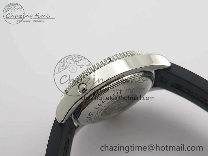 OdorResistant SuperOcean Abyss A17364 42mm 3AF 1:1 Best Edition Black Red Dial On Rubber Strap A 5671