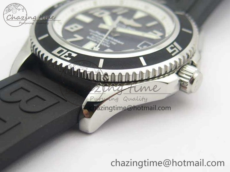 TechFriendly SuperOcean Abyss A17364 42mm 3AF 1:1 Best Edition Black White Dial On Rubber Strap A 5675