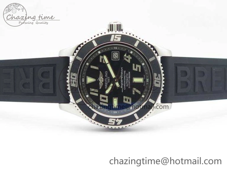 SuperOcean Abyss A17364 42mm ZF 1:1 Best Edition Black Black Dial On Rubber Strap A DailyWear 5670