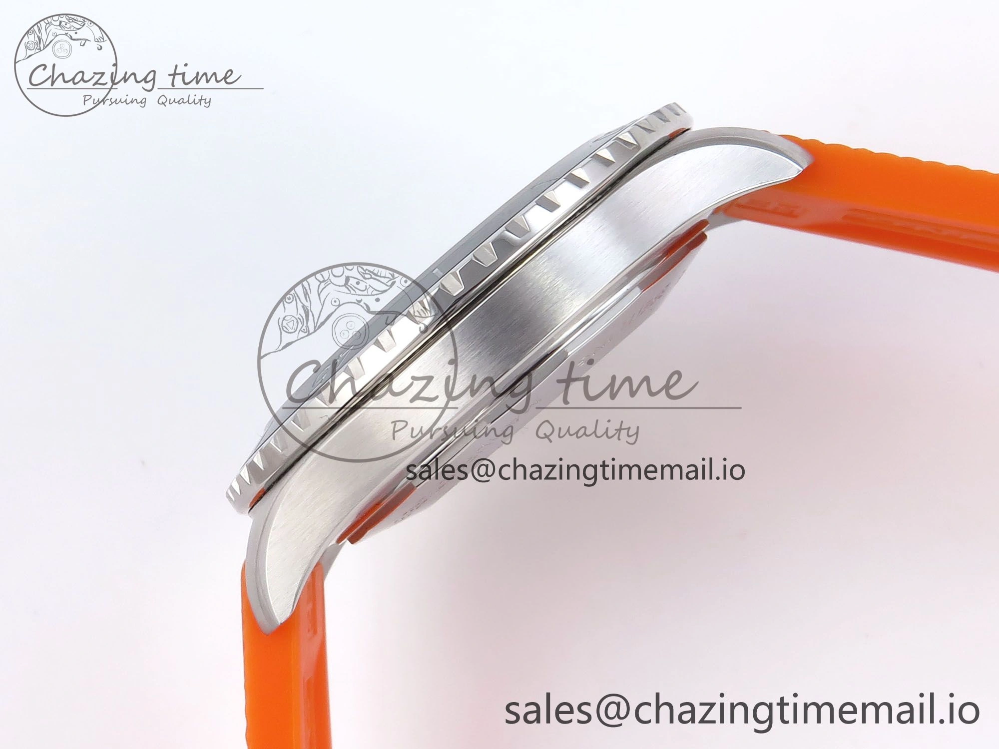 SuperOcean Automatic 42 SS TF 1:1 Best Edition Black Dial on Orange Rubber Strap A Trendsetting 5470