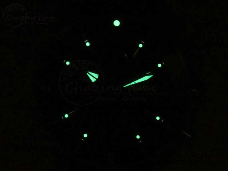 Seasonal SuperOcean Heritage Ceramic Bezel SS Black Dial On Rubber Strap A 5661