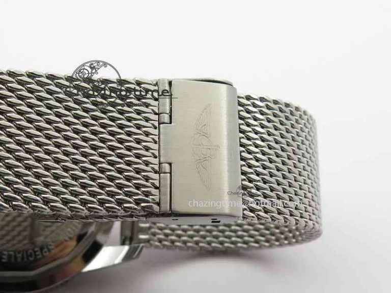 SuperOcean Heritage SS Black Dial On SS Mesh Bracelet A Trendy 5729