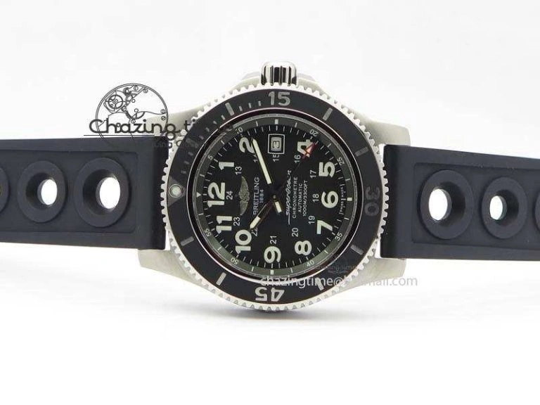 Comfortable SuperOcean II A17392D7 44mm Noob 1:1 Best Edition Black Dial On Black Rubber Strap A 5761
