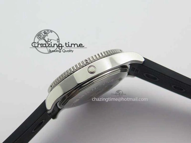 Comfortable SuperOcean II A17392D7 44mm Noob 1:1 Best Edition Black Dial On Black Rubber Strap A 5761
