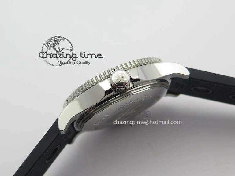 Comfortable SuperOcean II A17392D7 44mm Noob 1:1 Best Edition Black Dial On Black Rubber Strap A 5761
