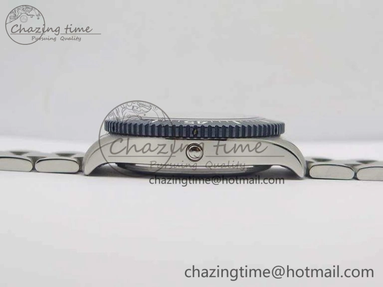SuperOcean II Y1739316 44mm GF 1:1 Best Edition Blue Dial On SS Bracelet A Bright 5676