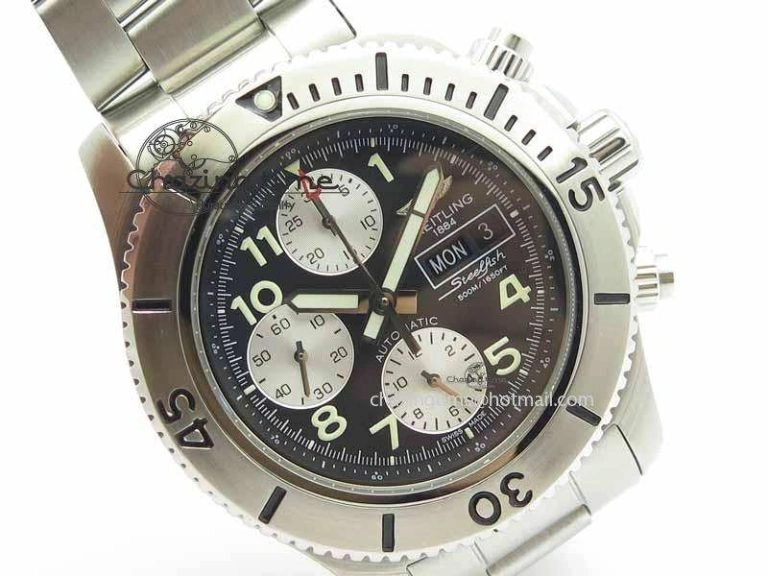 ModernLook SuperOcean SteelFish SS Black Dial On SS Bracelet A 5724