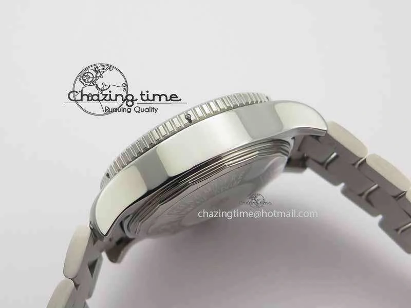 HighPerformance SuperOcean SteelFish SS Blue Dial On SS Bracelet A 5725