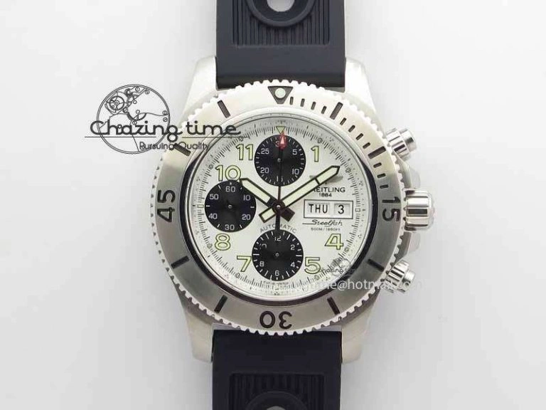 Functional SuperOcean SteelFish SS White Dial On Black Rubber Strap A 5733