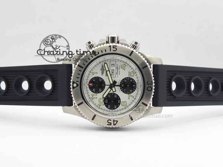 Functional SuperOcean SteelFish SS White Dial On Black Rubber Strap A 5733