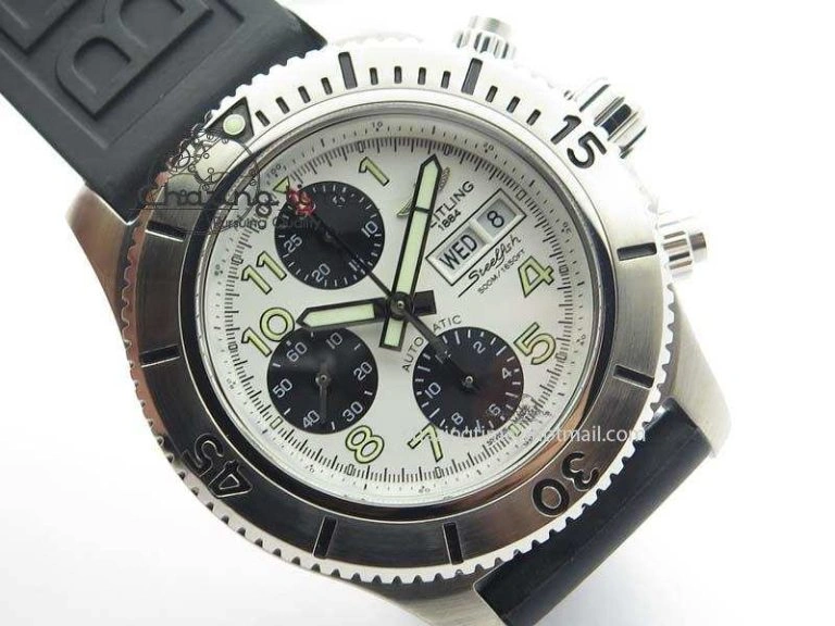SuperOcean SteelFish SS White Dial On Rubber Strap A Lightweight 5751