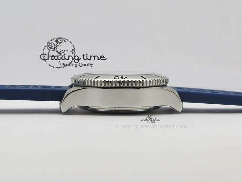 SuperOcean Steelfish Chrono 44mm Blue Dial On Blue Rubber Strap A Comfortable 5764