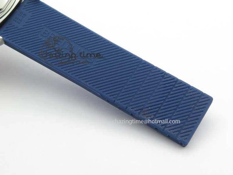 SuperOcean Steelfish Chrono 44mm Blue Dial On Blue Rubber Strap A Comfortable 5764