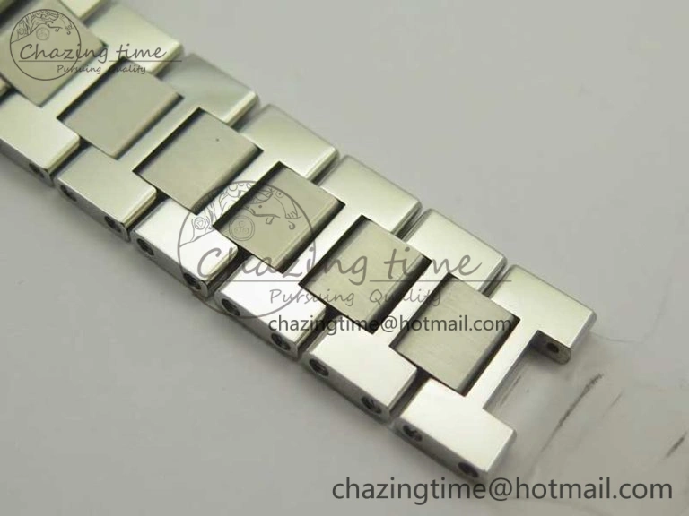ZipUp Tank Solo Ladies 25mm SS Diamond Bezel K11F 1:1 Best Edition White Dial on SS Bracelet Ronda Quartz 6201