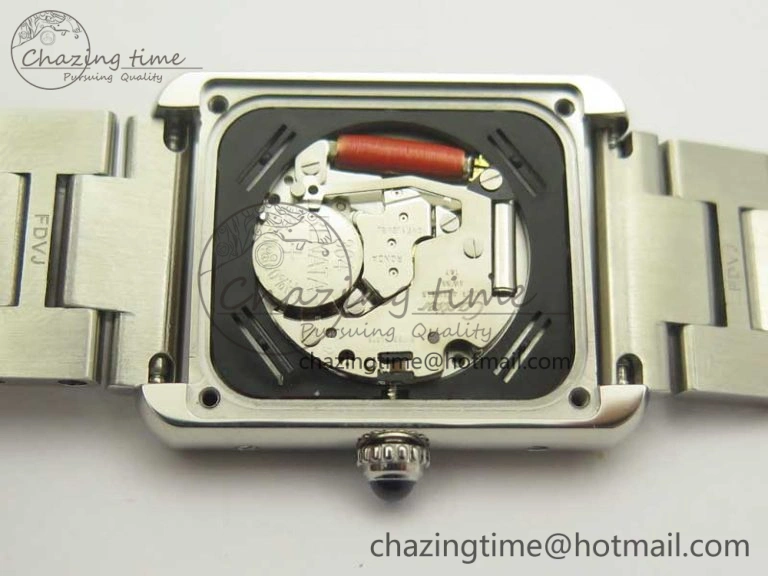 ZipUp Tank Solo Ladies 25mm SS Diamond Bezel K11F 1:1 Best Edition White Dial on SS Bracelet Ronda Quartz 6201