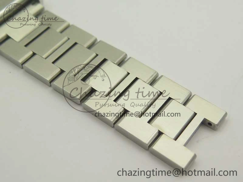 ZeroBulk Tank Solo Ladies 28mm SS Diamond Bezel K11F 1:1 Best Edition White Dial on SS Bracelet Ronda Quartz 10670