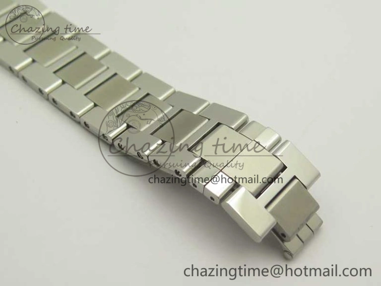 ZeroBulk Tank Solo Ladies 28mm SS Diamond Bezel K11F 1:1 Best Edition White Dial on SS Bracelet Ronda Quartz 10670