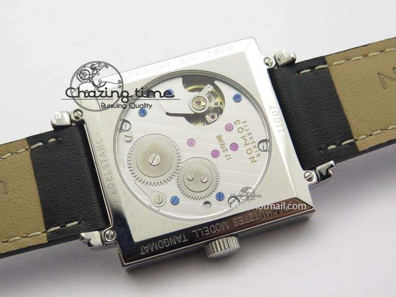 Tetra SS White Dial Blue Hands On Black Leather Strap A RelaxedFit 7641
