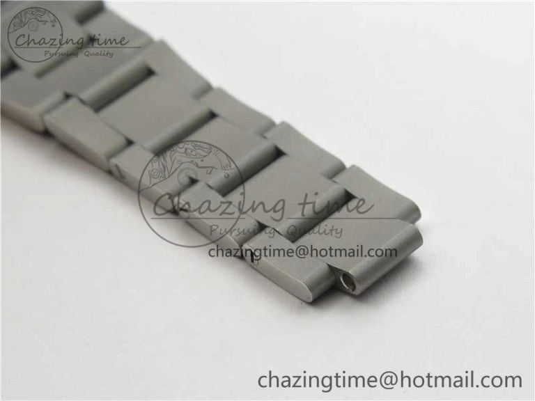 The Rough Matt Carbon Sandblast SS GMF Best Edition Blue Dial on SS Bracelet SA EyeCatching 2972