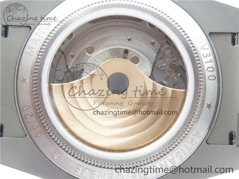 The Rough Matt Carbon Sandblast SS GMF Best Edition Carbon Dial on SS Bracelet SA Refined 2973
