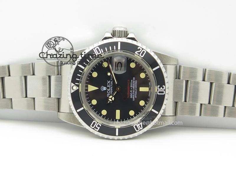 Sporty Vintage 1680 JKF Best Edition Red Submariner On Bracelet A 3982