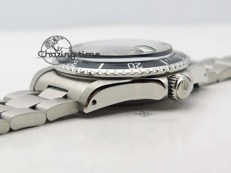 Sporty Vintage 1680 JKF Best Edition Red Submariner On Bracelet A 3982