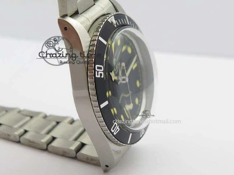 Vintage 1680 Submariner No Date SS Black Dial On SS Bracelet A FashionForward 3853